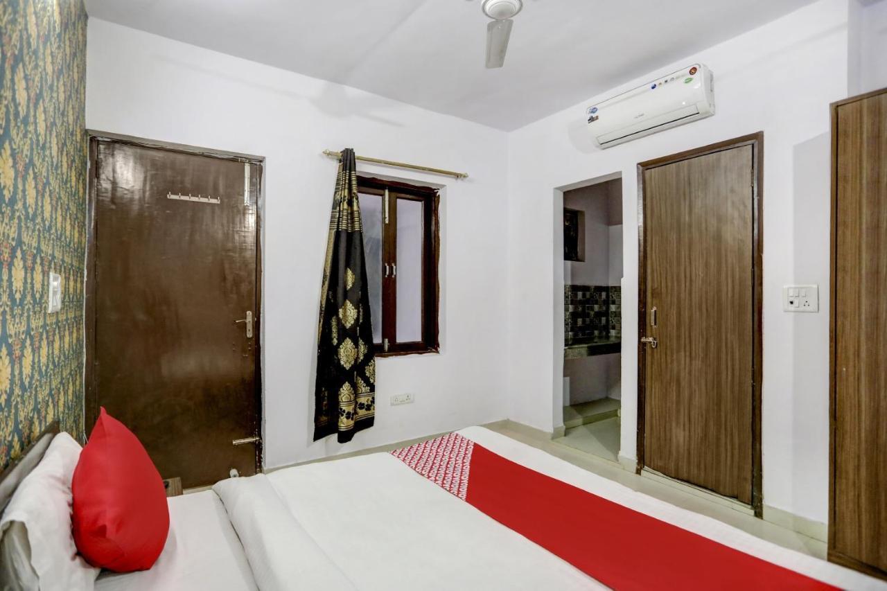 Hotel O Blissbourn Neu-Delhi Exterior foto