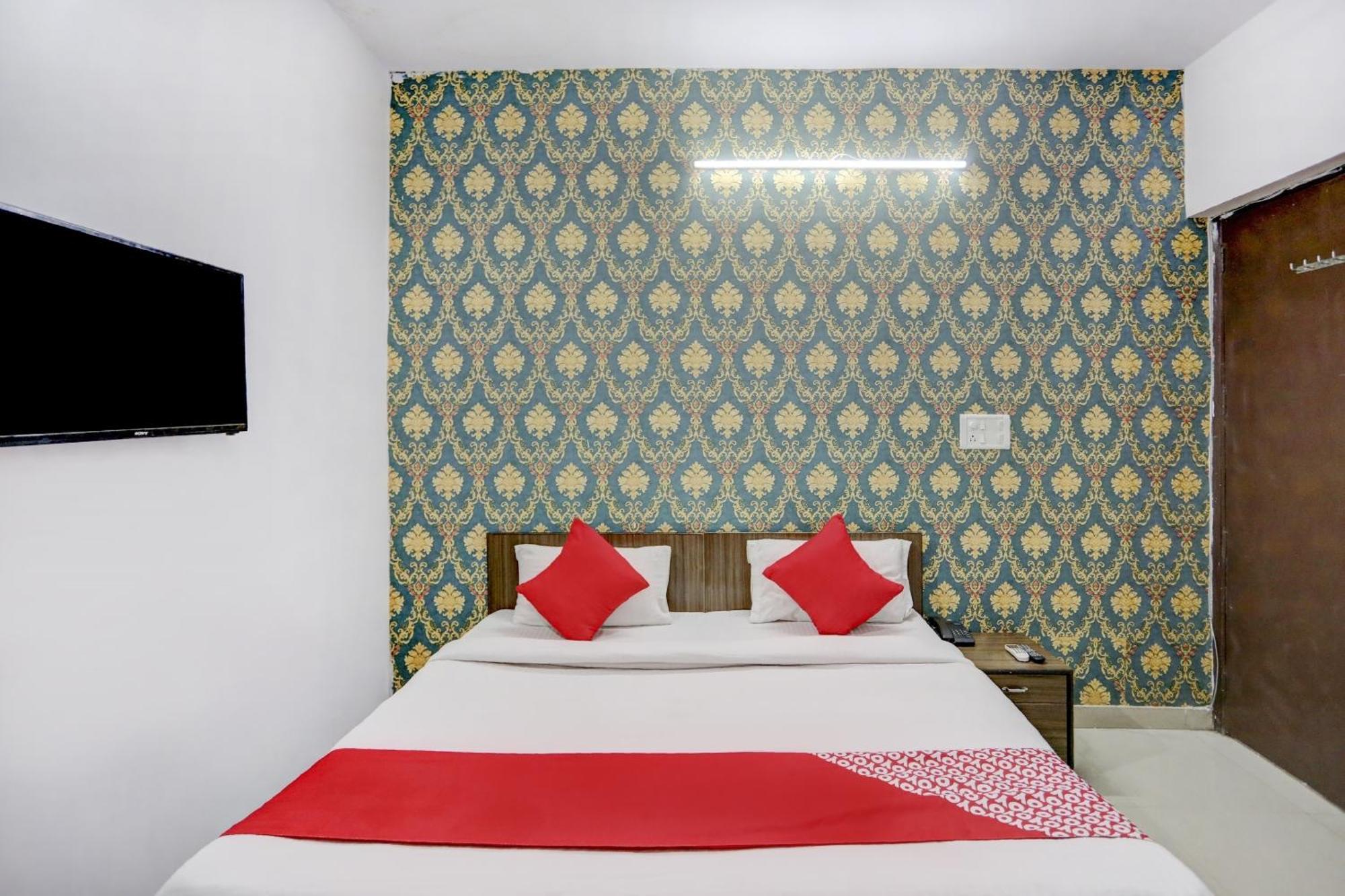 Hotel O Blissbourn Neu-Delhi Exterior foto